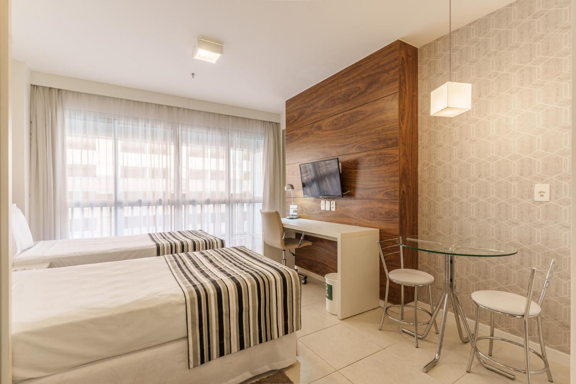 Fusion Hplus Express + Brasília Rom bilde